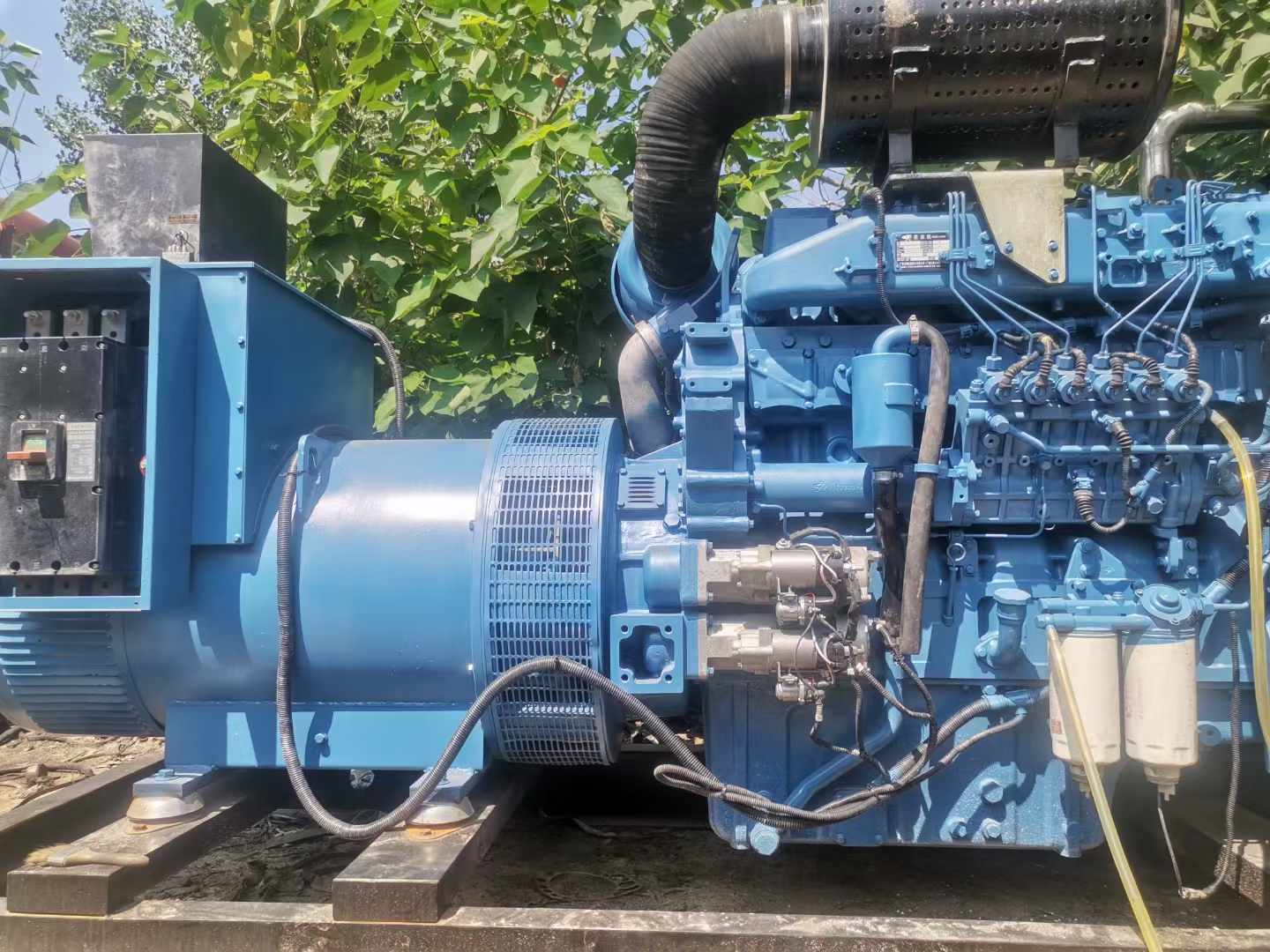 连南详细说明降低 800kW 柴油发电机输出电流波动的方法