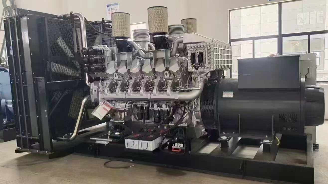 连南800KW柴油发电机组可以带动多少kw的设备？