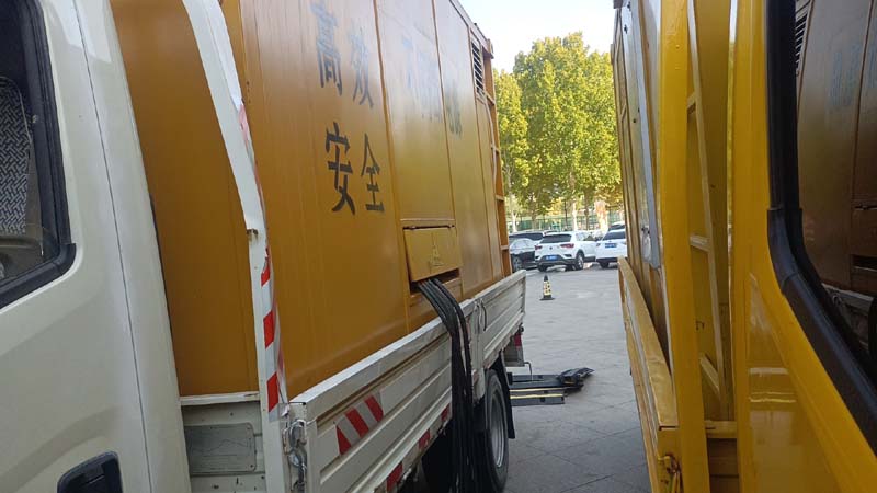 连南如何判断柴油发电机组和UPS电源的切换时间是否符合要求？