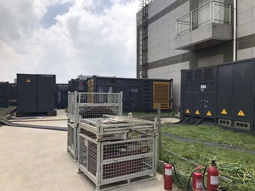 连南除了定期检查，还有哪些方法可以及时发现接触式转速表探头的磨损？