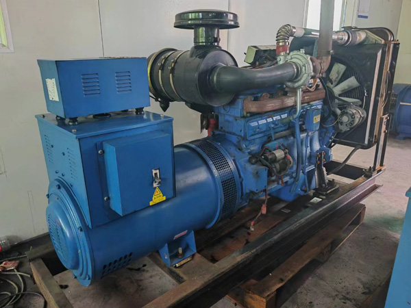 连南100kW柴油发电机组使用多级机油有哪些优缺点？
